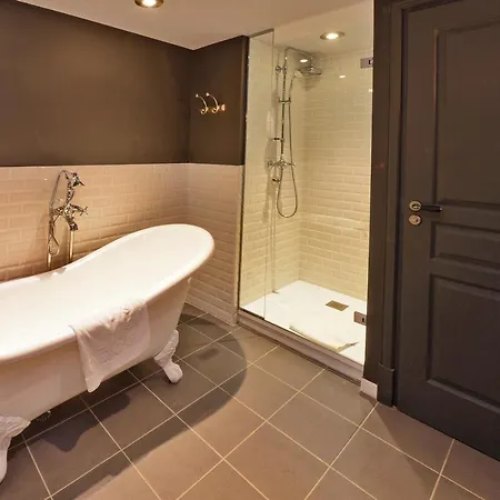 Maison De Famille Les 5 Freres Val-dʼIsère