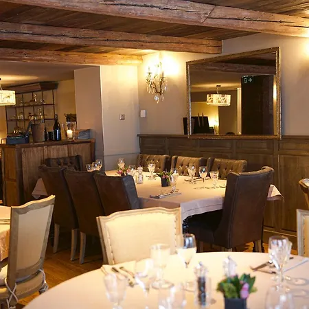 Hotel Maison De Famille Les 5 Freres 3*