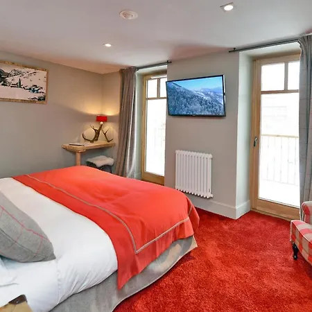 Szálloda Maison De Famille Les 5 Freres Val-dʼIsère