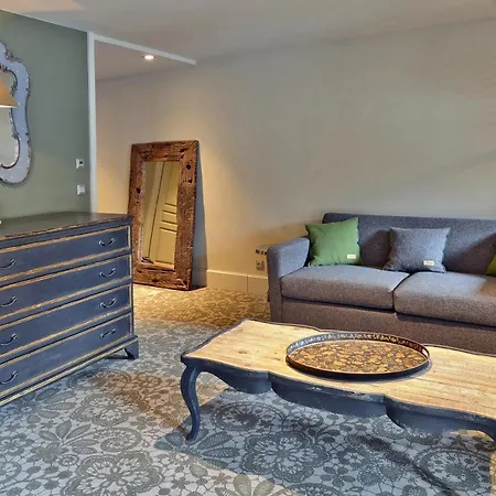 Maison De Famille Les 5 Freres 3*