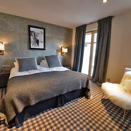 Maison De Famille Les 5 Freres Hotel Val-dʼIsère
